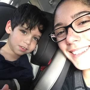 Meet your Posher, Cassi